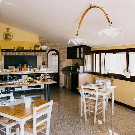 Couette-café Ca' Degli Orsi 3*