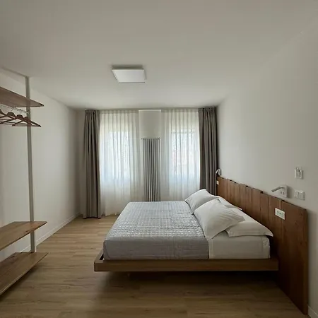 Ca' Degli Orsi Bed & Breakfast *