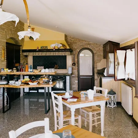Ca' Degli Orsi Bed & Breakfast
