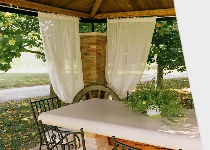 Ca' Degli Orsi Bed & Breakfast 3*